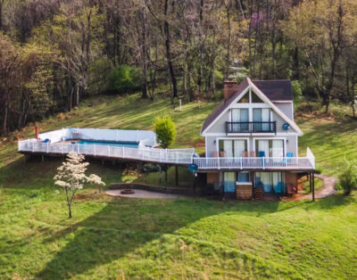 Fortunes Cove Mountain Cabin